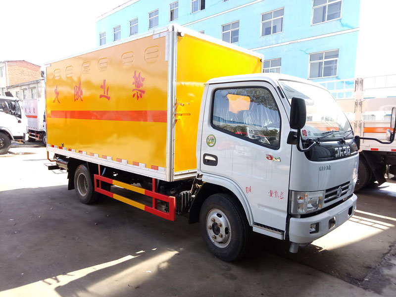 东风(蓝牌)爆破器材车