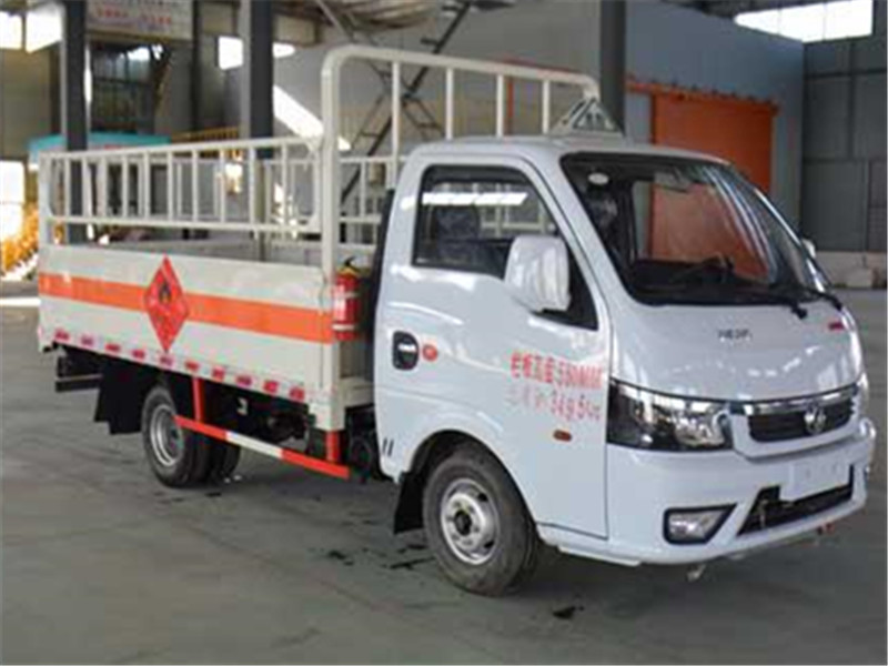 东风途逸3米2(蓝牌)气瓶车